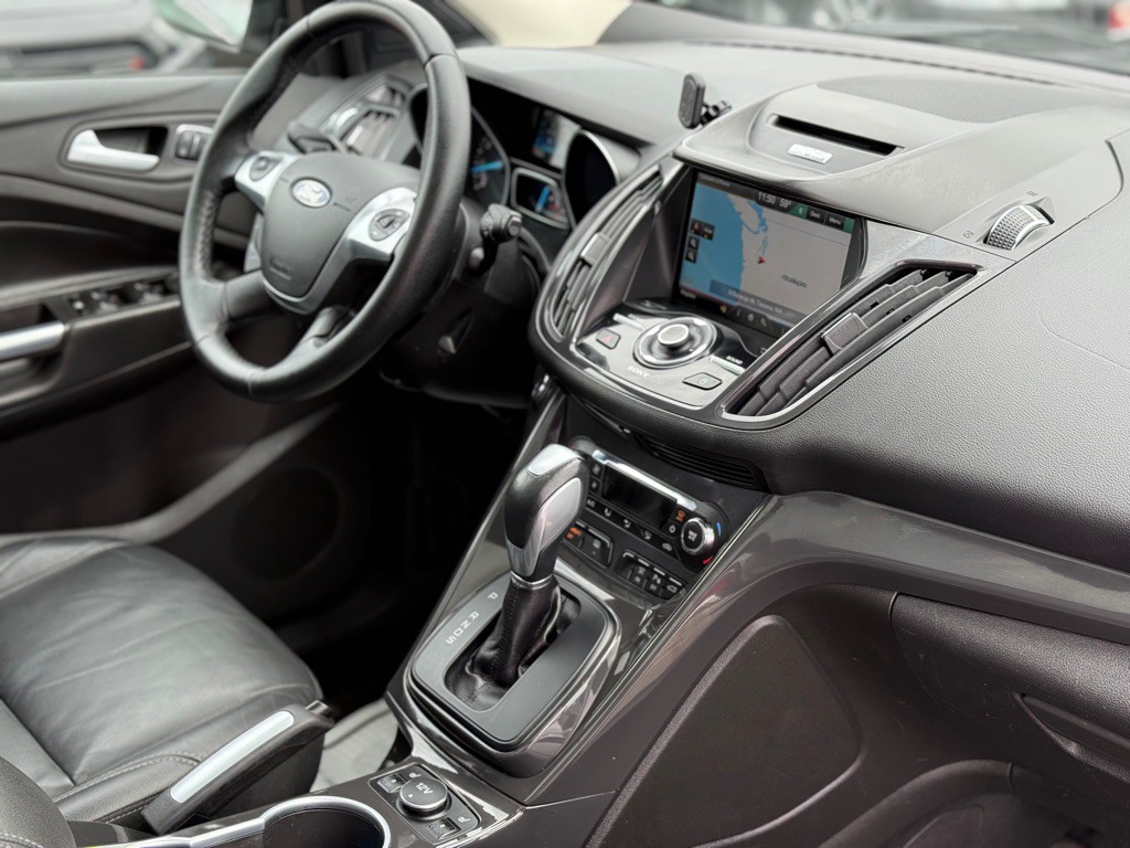 2015 Ford Escape Image 17