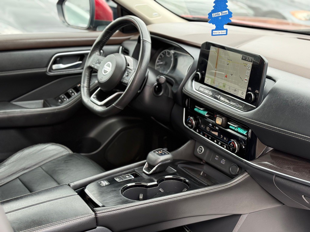 2021 Nissan Rogue Image 18