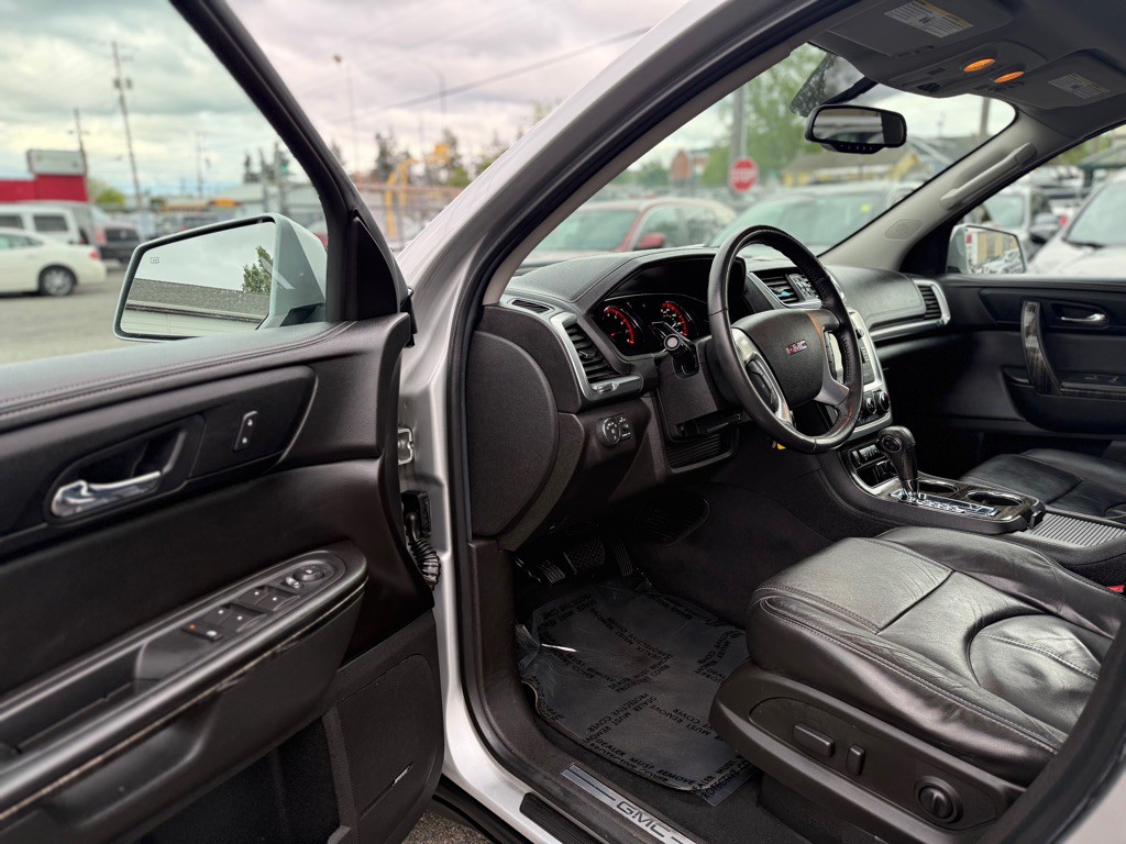 2015 GMC Acadia Image 8