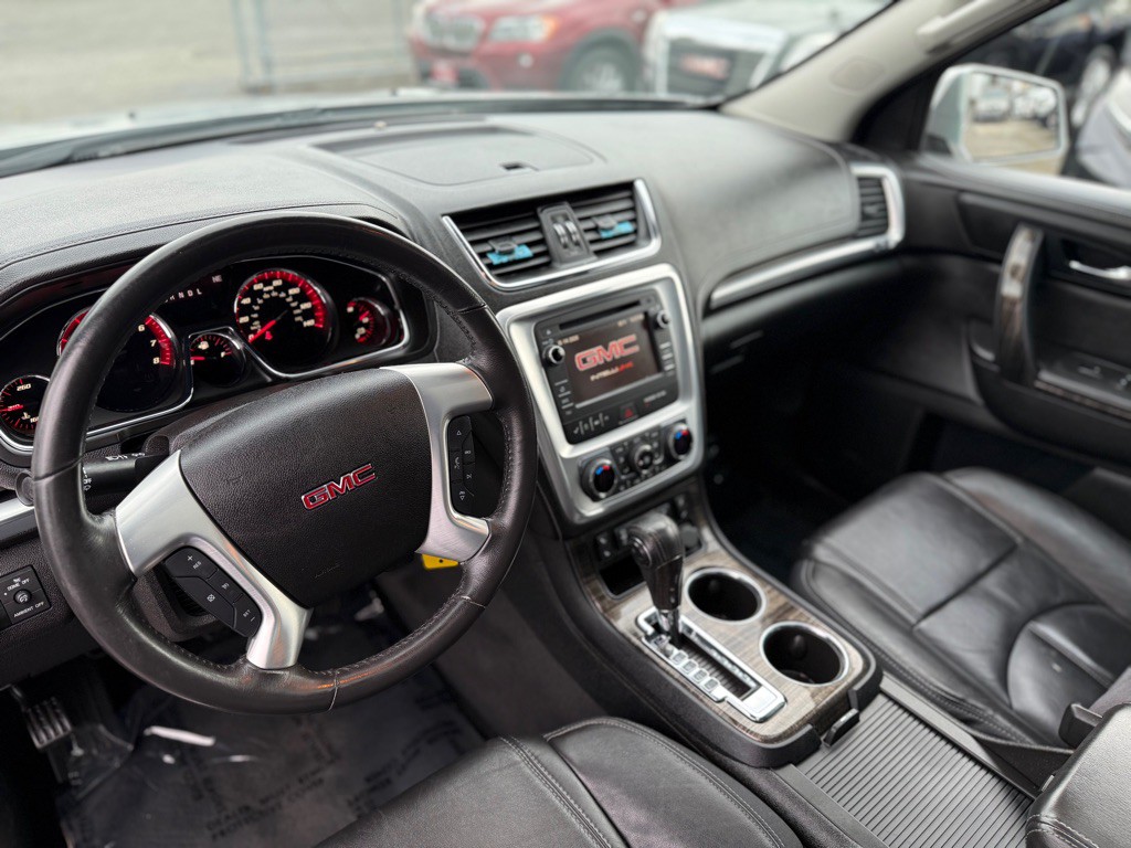 2015 GMC Acadia Image 10