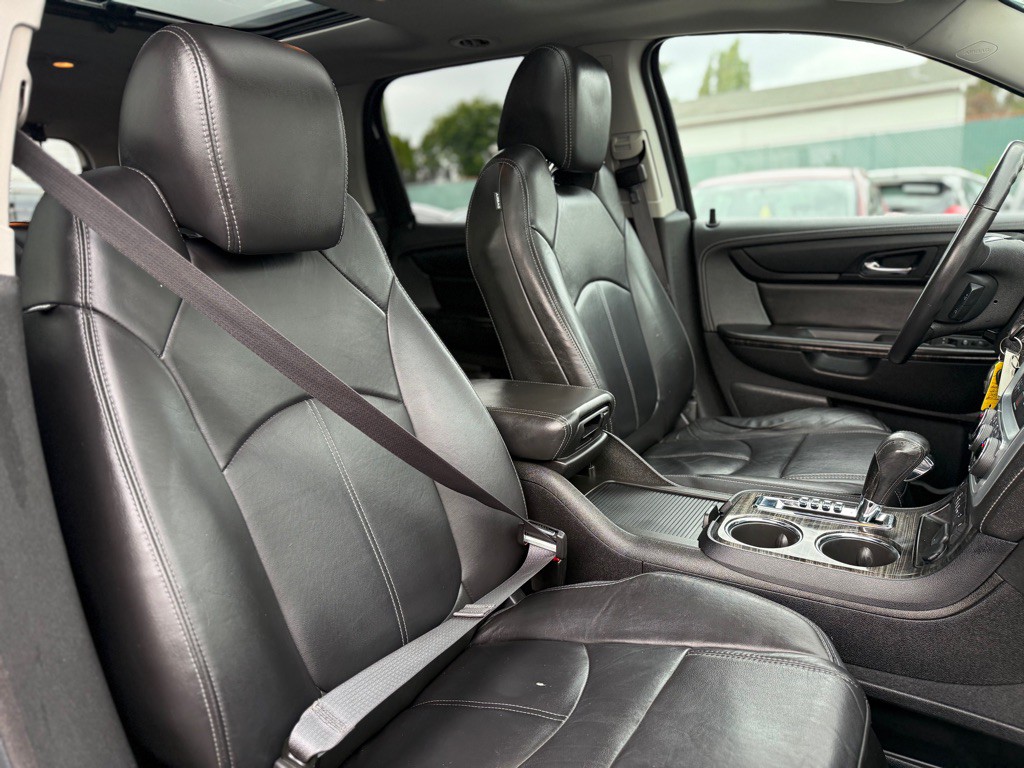 2015 GMC Acadia Image 17