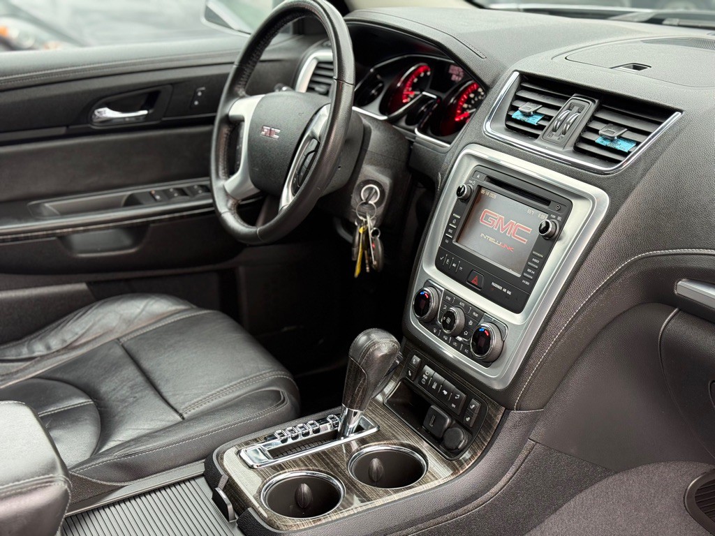 2015 GMC Acadia Image 18