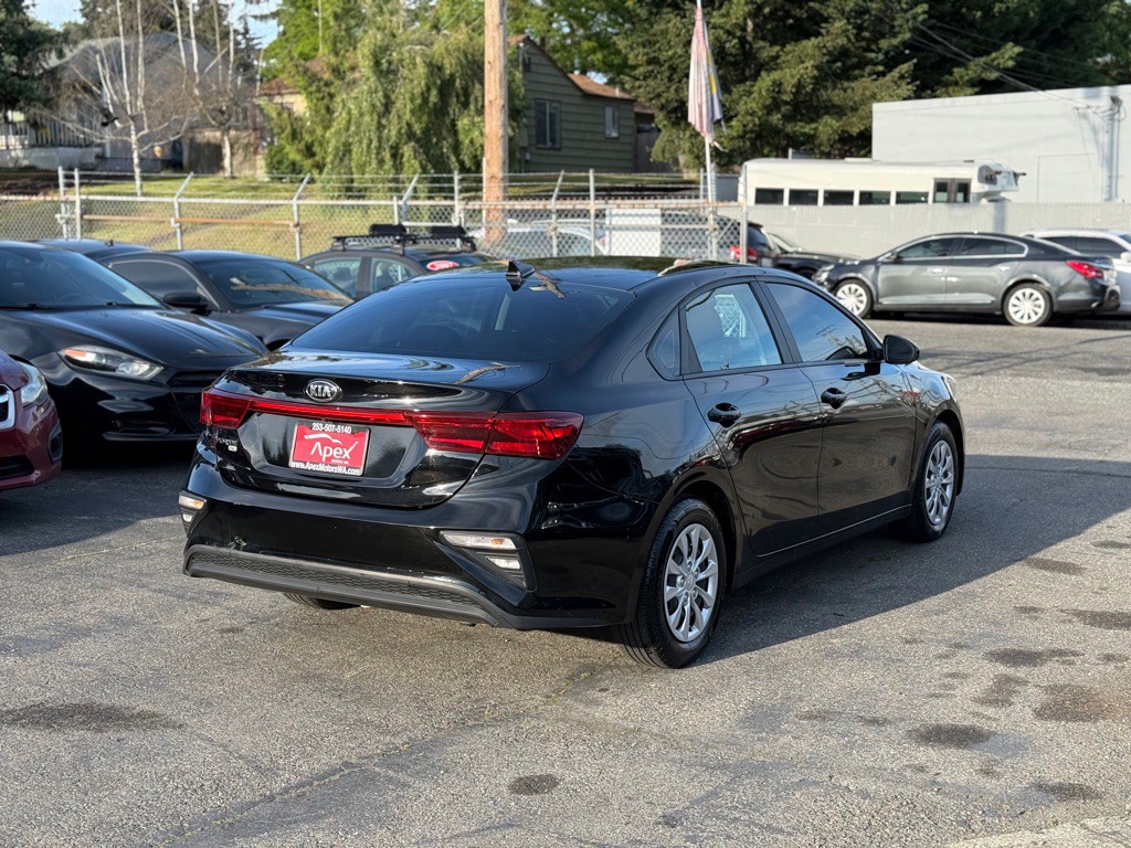 2021 Kia Forte Image 4