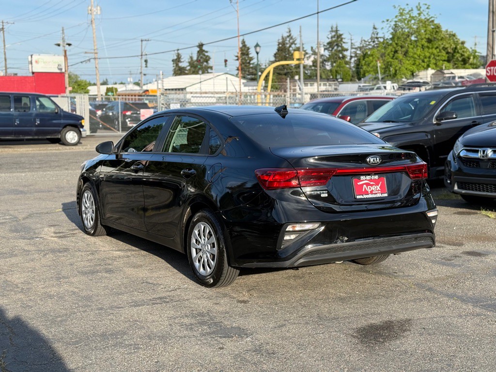 2021 Kia Forte Image 5
