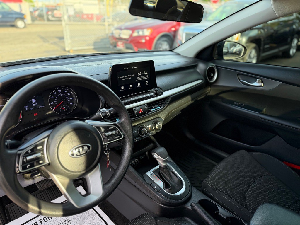 2021 Kia Forte Image 10
