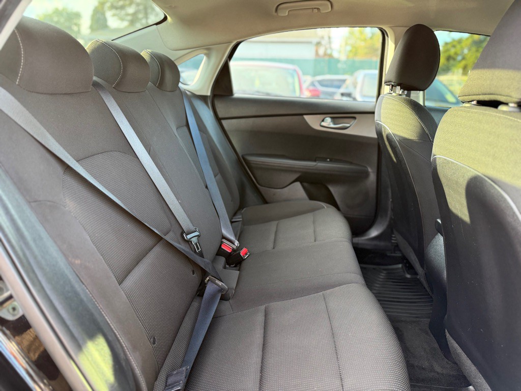2021 Kia Forte Image 19