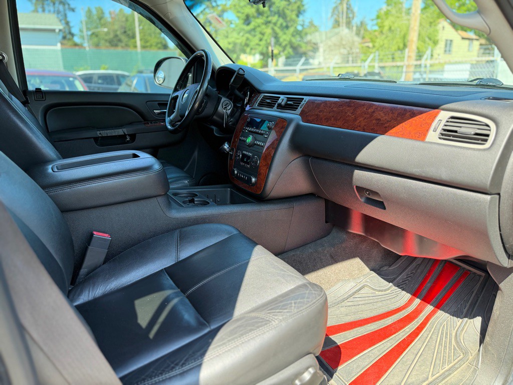 2013 Chevrolet Tahoe Image 15