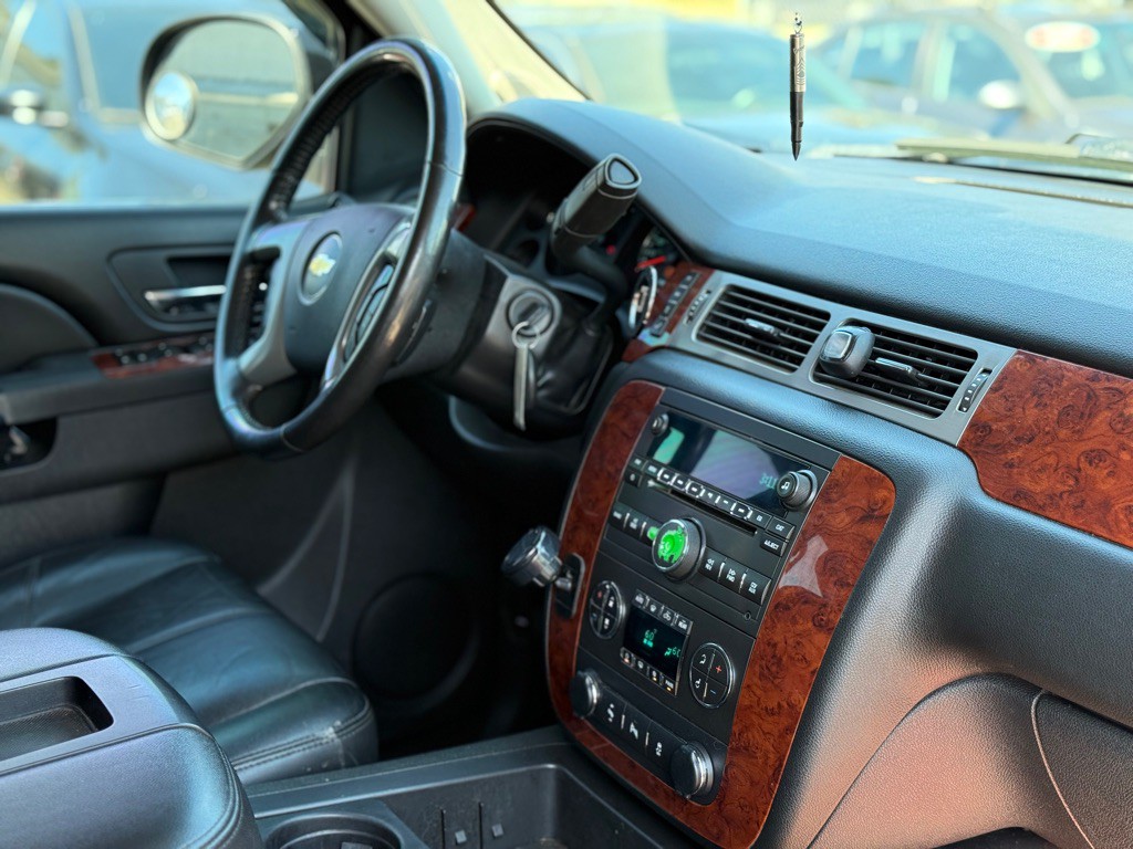 2013 Chevrolet Tahoe Image 17