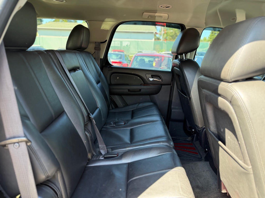 2013 Chevrolet Tahoe Image 19
