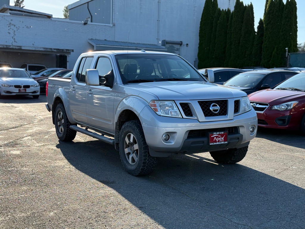 2009 Nissan Frontier Image 2