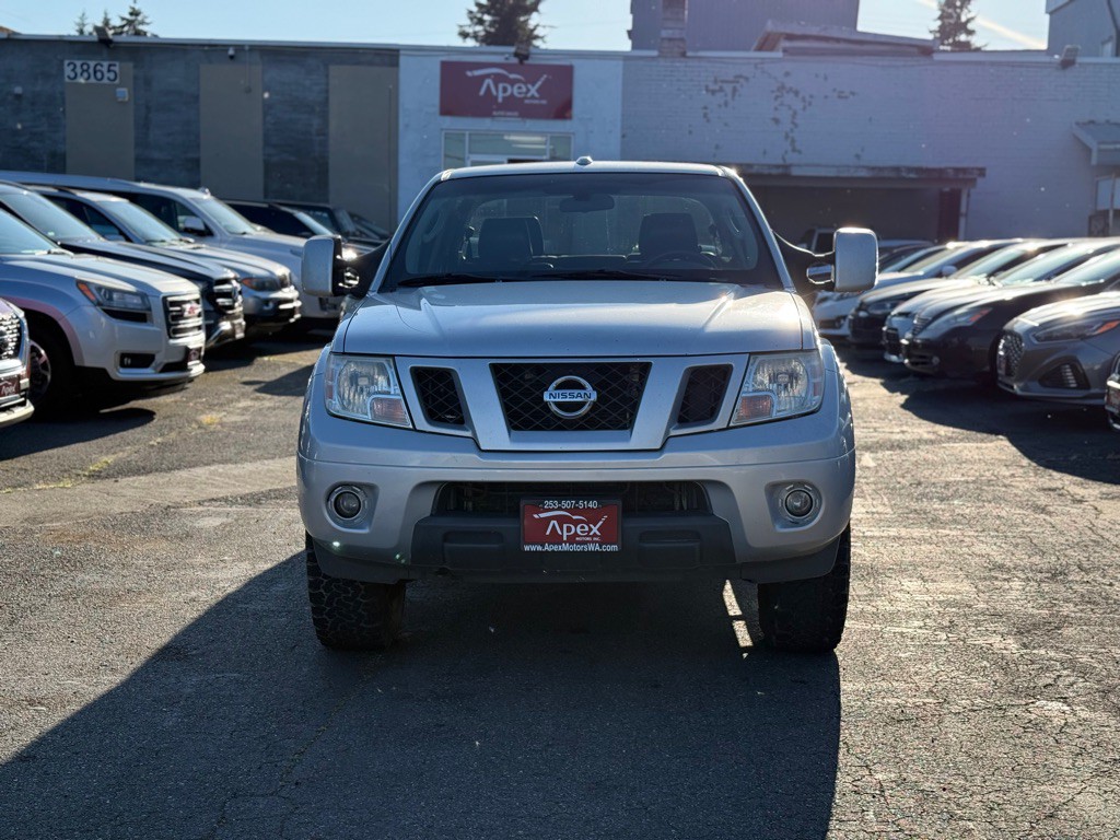 2009 Nissan Frontier Image 3