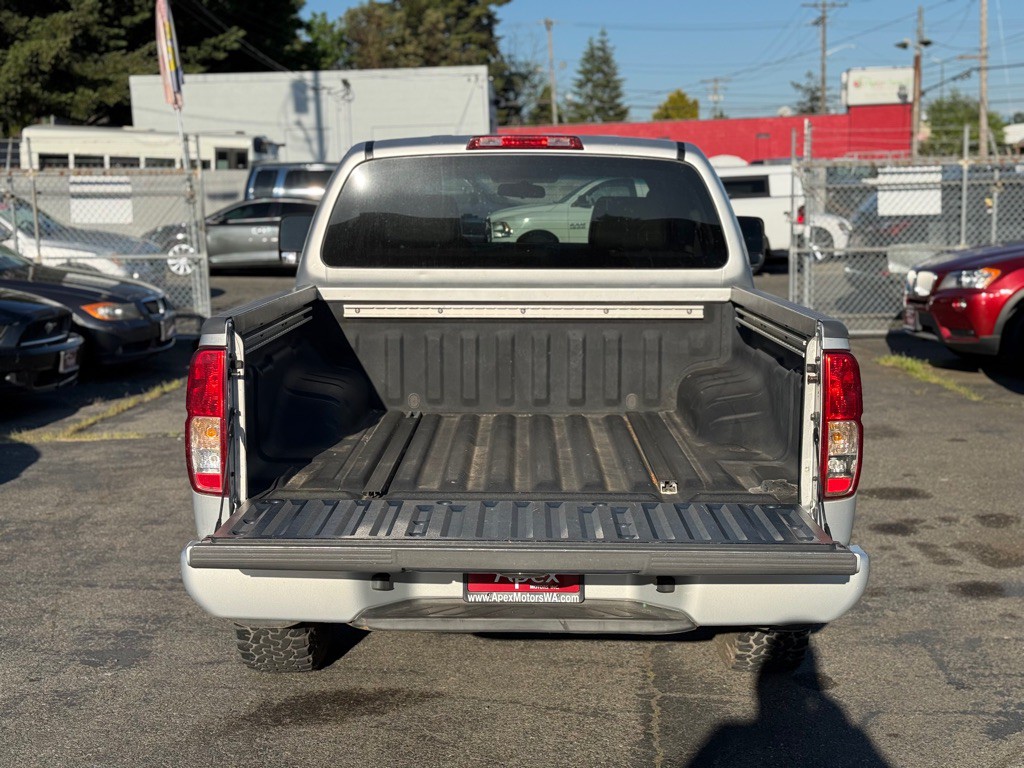 2009 Nissan Frontier Image 7