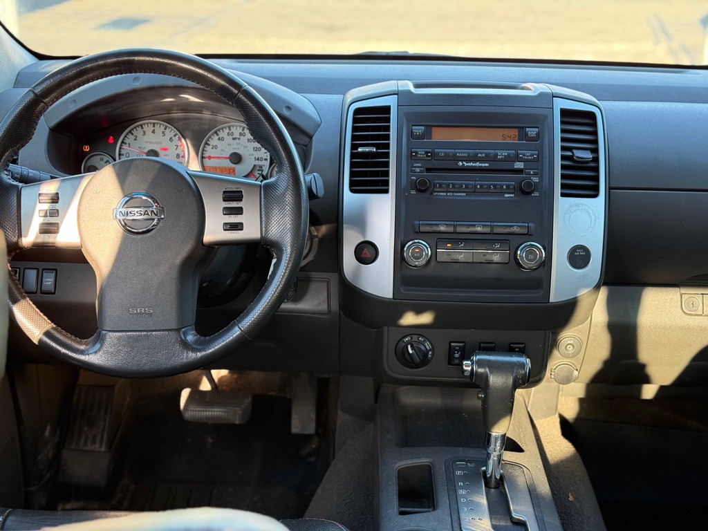 2009 Nissan Frontier Image 13
