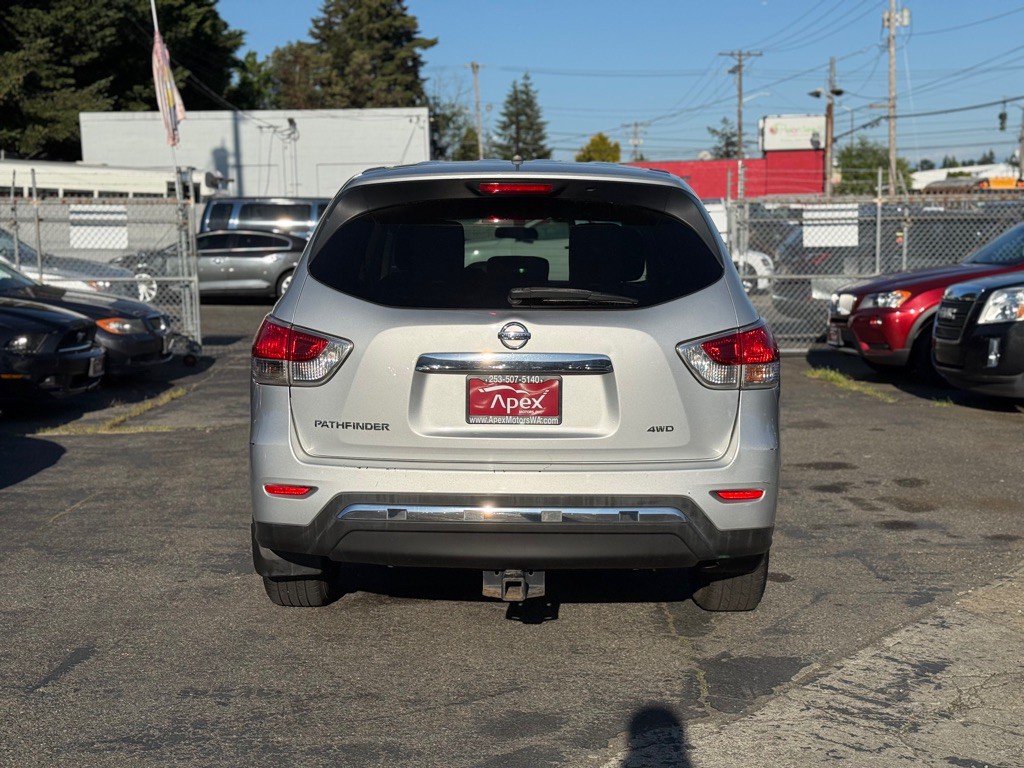 2013 Nissan Pathfinder Image 6