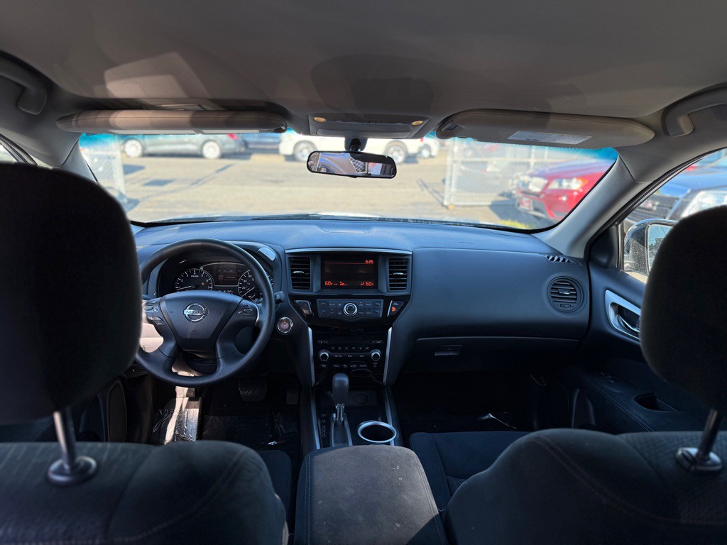 2013 Nissan Pathfinder Image 13