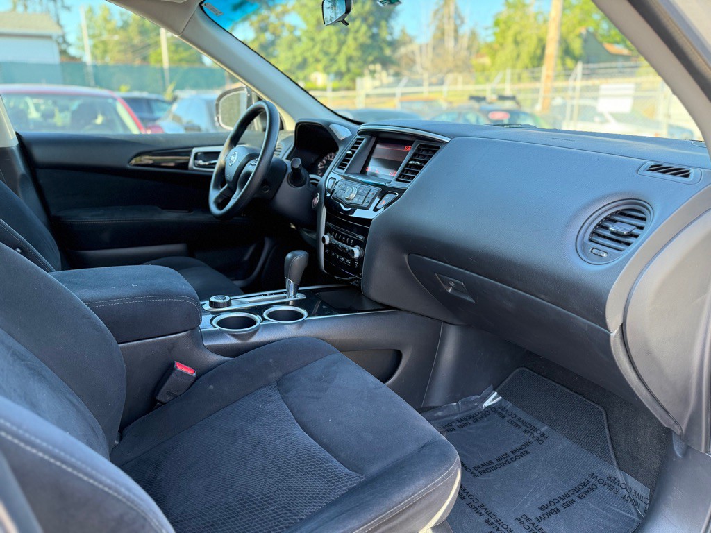 2013 Nissan Pathfinder Image 15