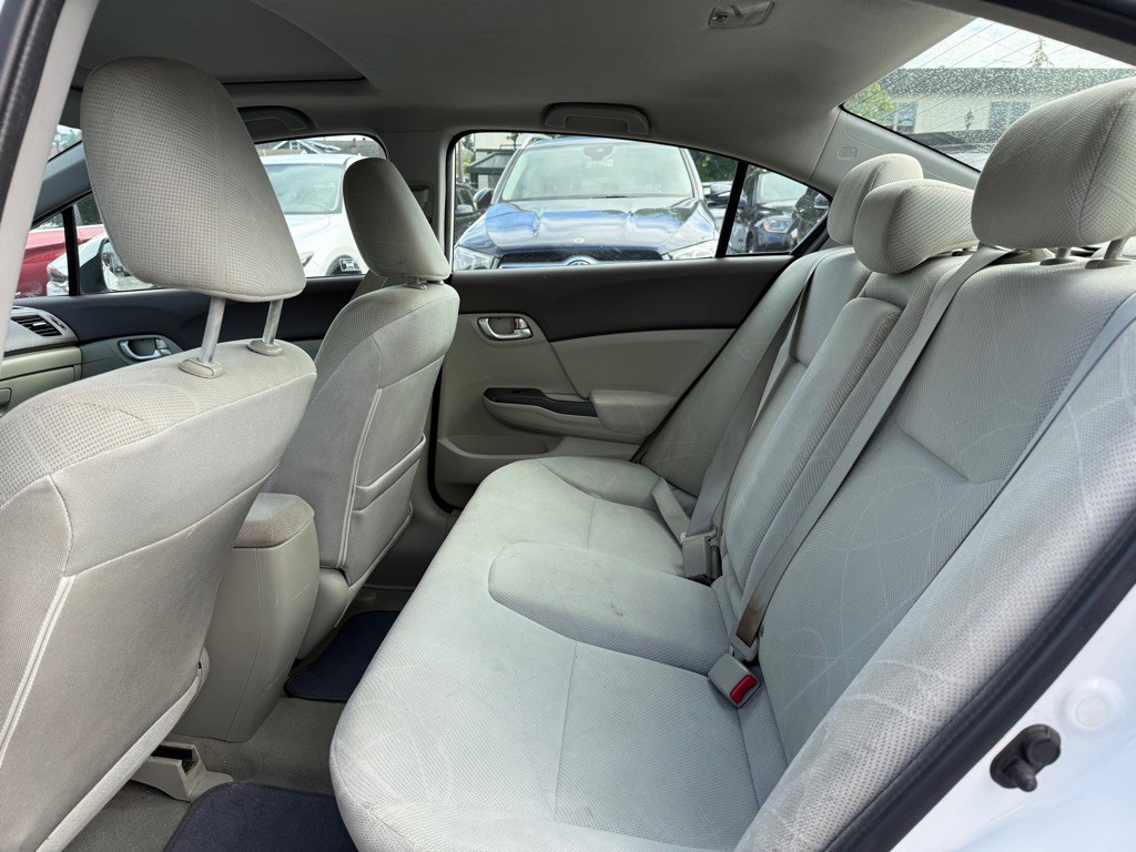 2012 Honda Civic Image 11