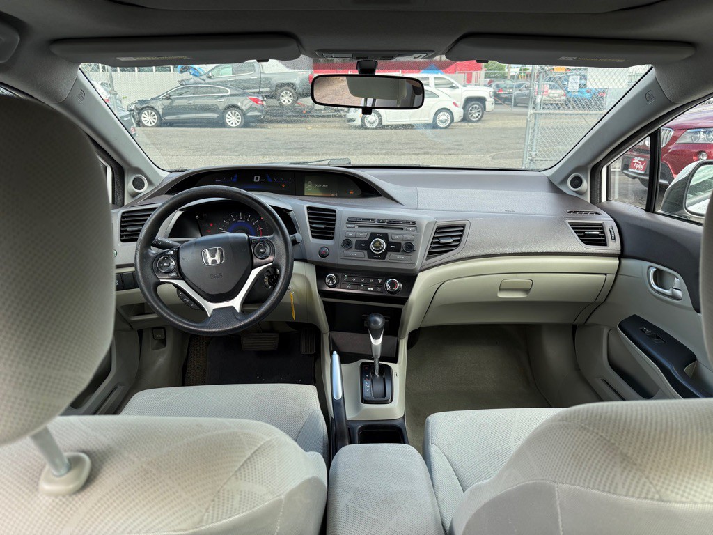 2012 Honda Civic Image 12