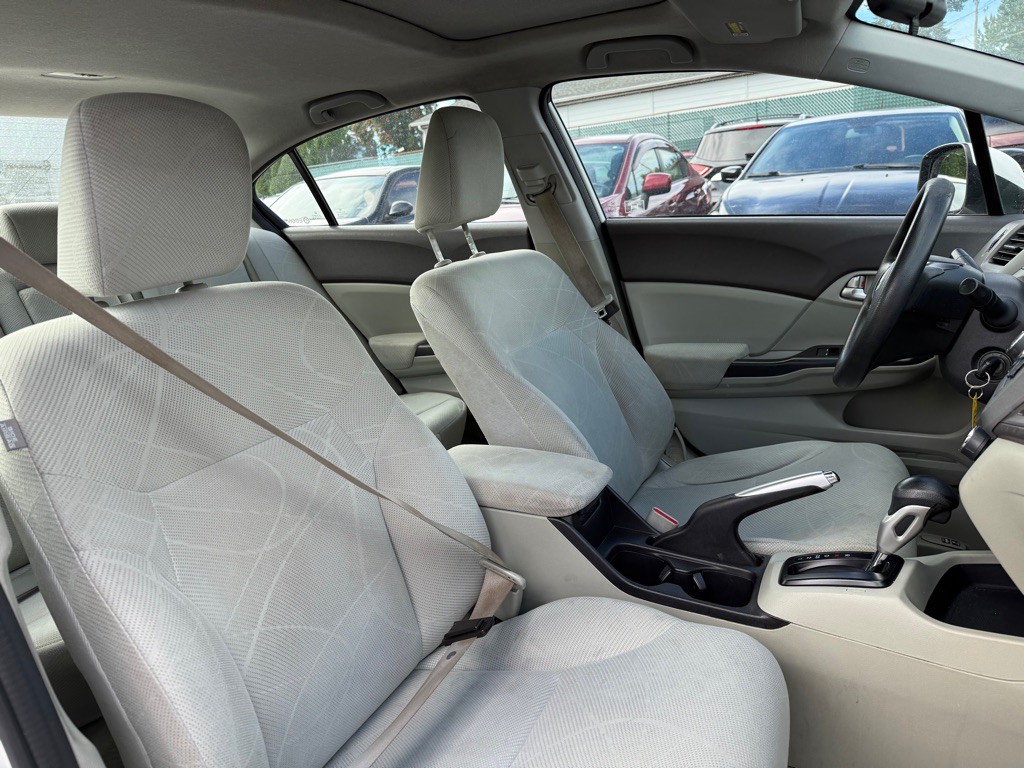 2012 Honda Civic Image 15