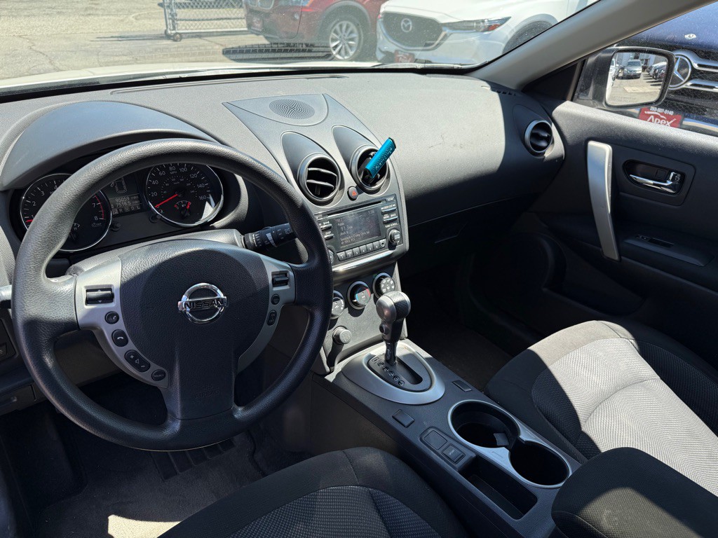 2013 Nissan Rogue Image 10