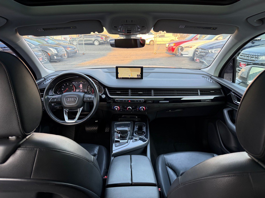 2017 Audi Q7 Image 13