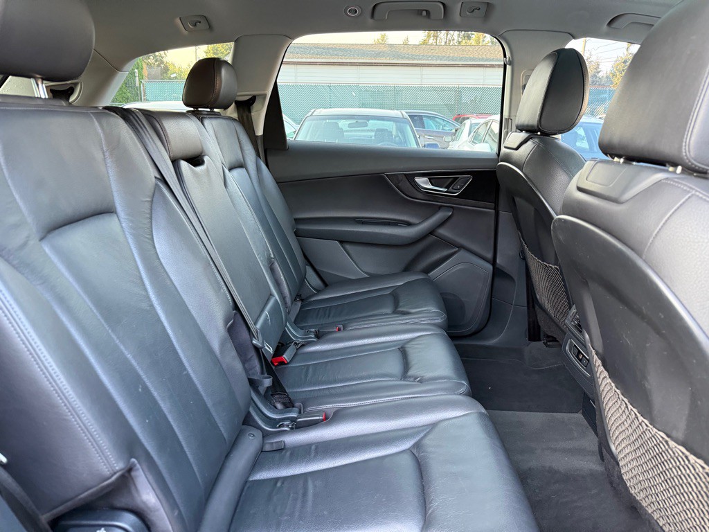 2017 Audi Q7 Image 19