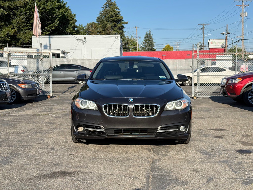 2016 BMW 5 Series Image 3