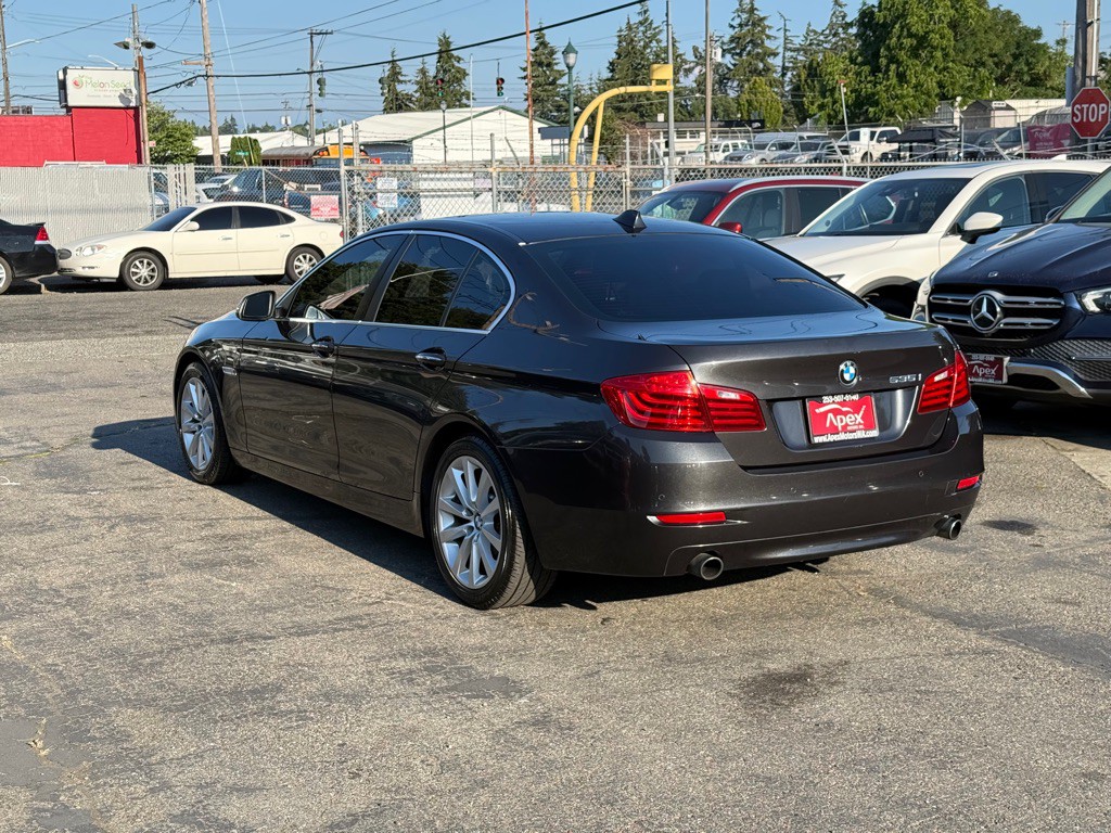 2016 BMW 5 Series Image 5