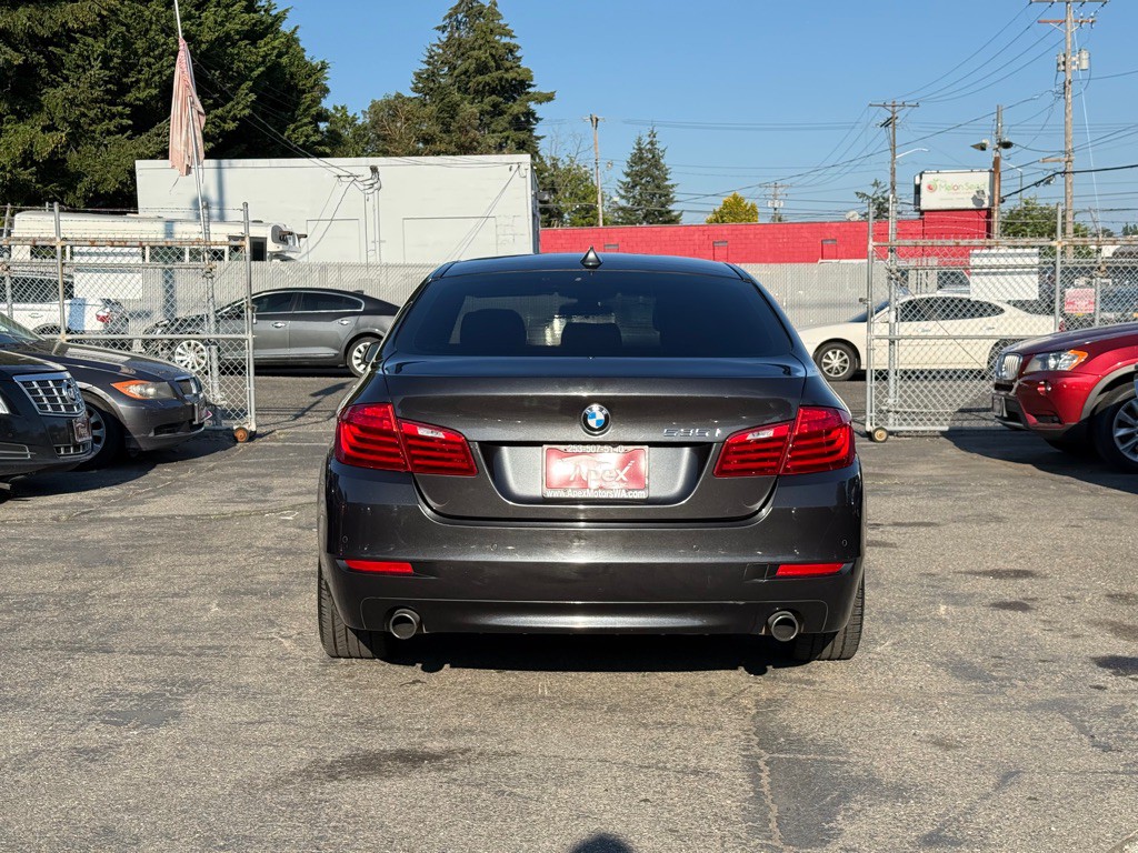2016 BMW 5 Series Image 6