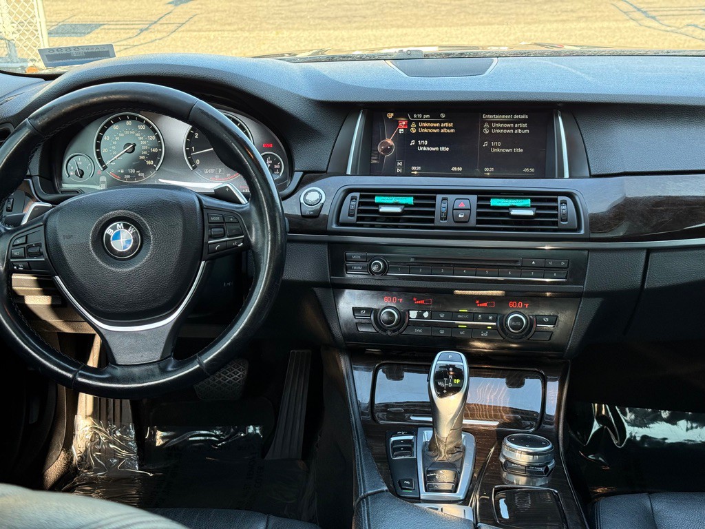 2016 BMW 5 Series Image 14