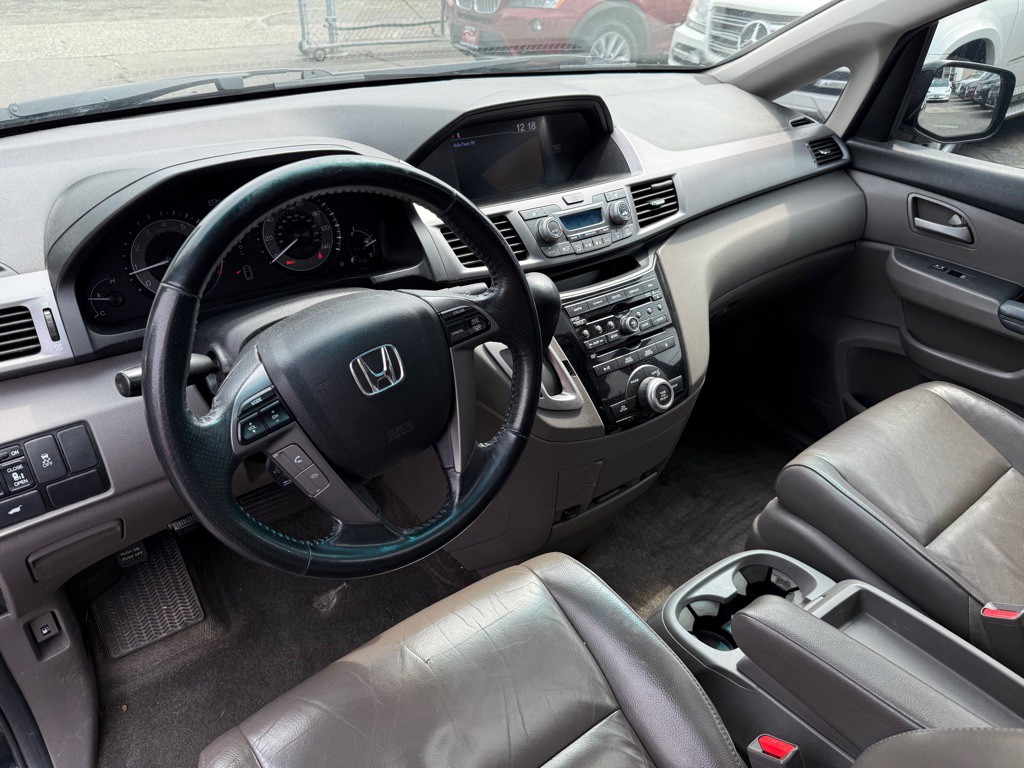 2013 Honda Odyssey Image 10