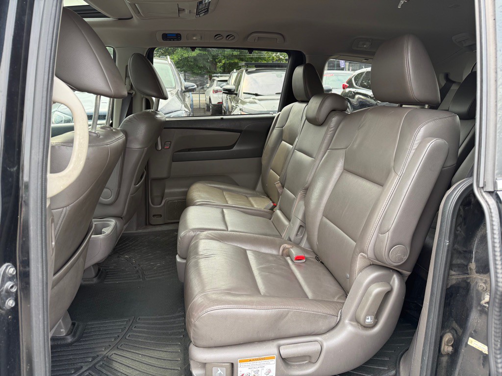 2013 Honda Odyssey Image 12
