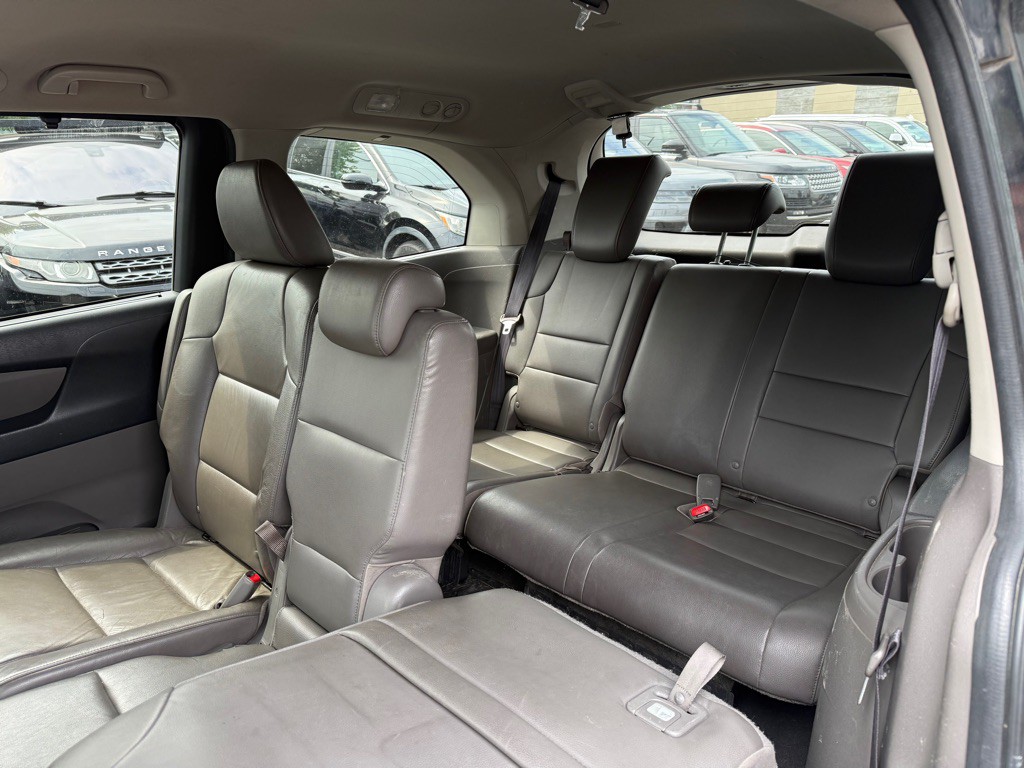 2013 Honda Odyssey Image 13
