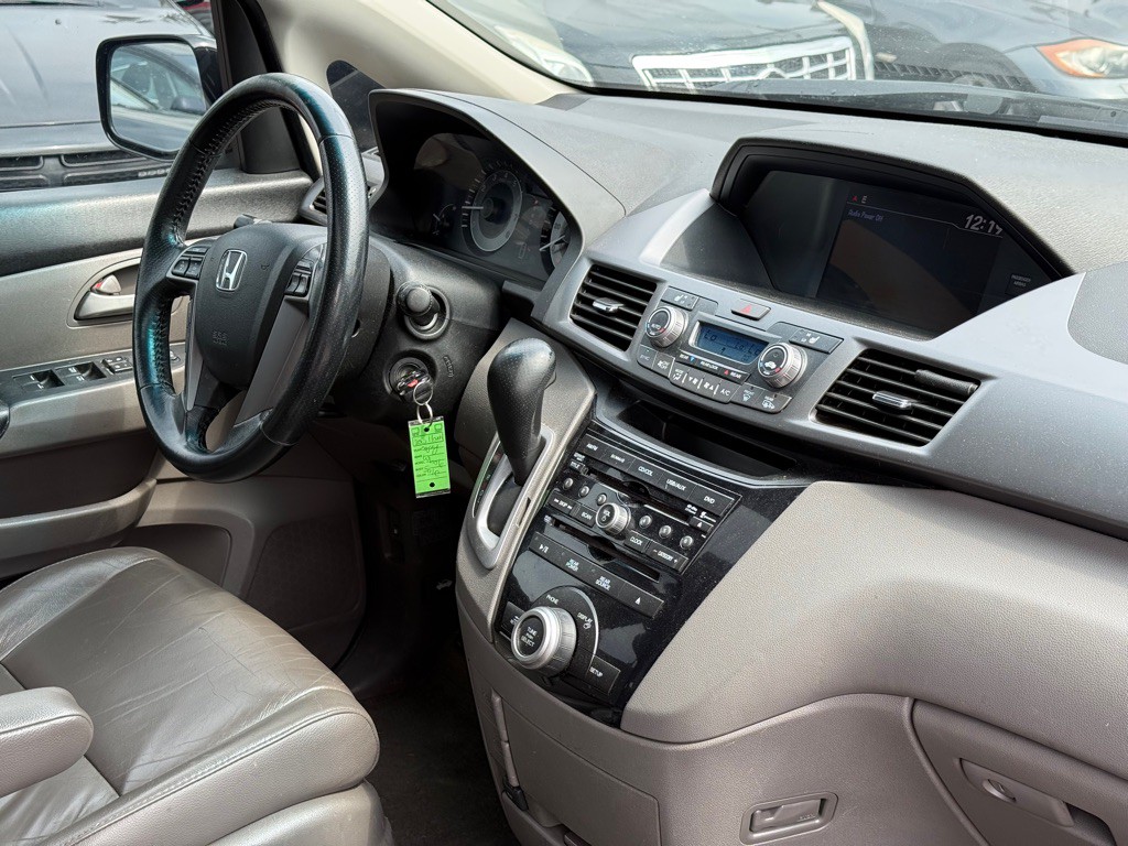 2013 Honda Odyssey Image 18