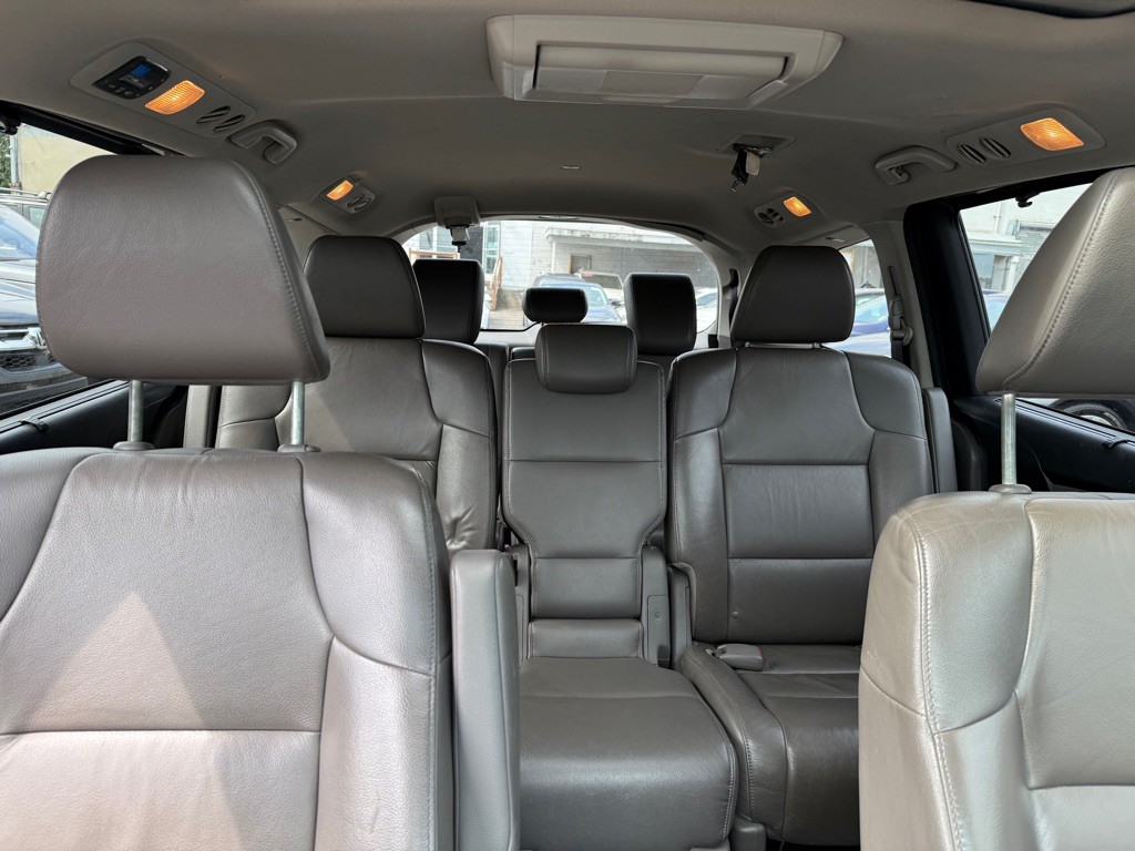 2013 Honda Odyssey Image 19