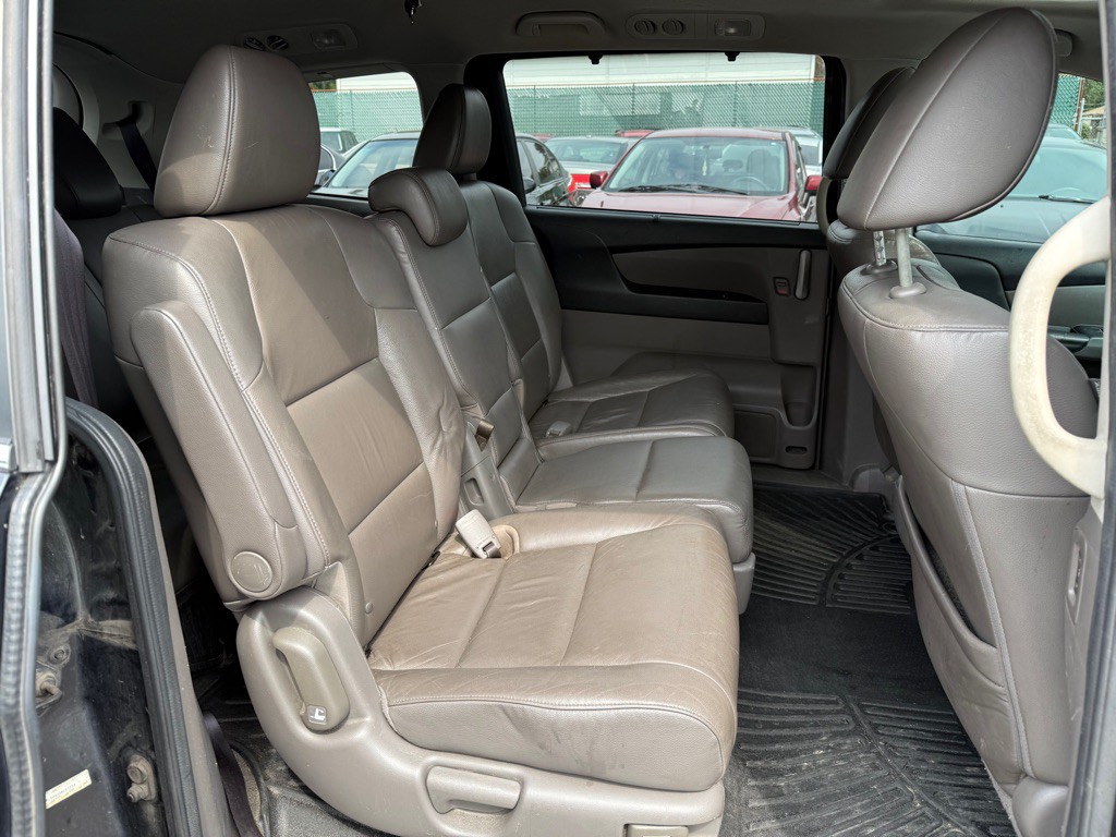 2013 Honda Odyssey Image 20