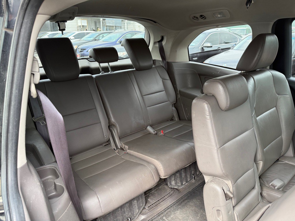 2013 Honda Odyssey Image 21