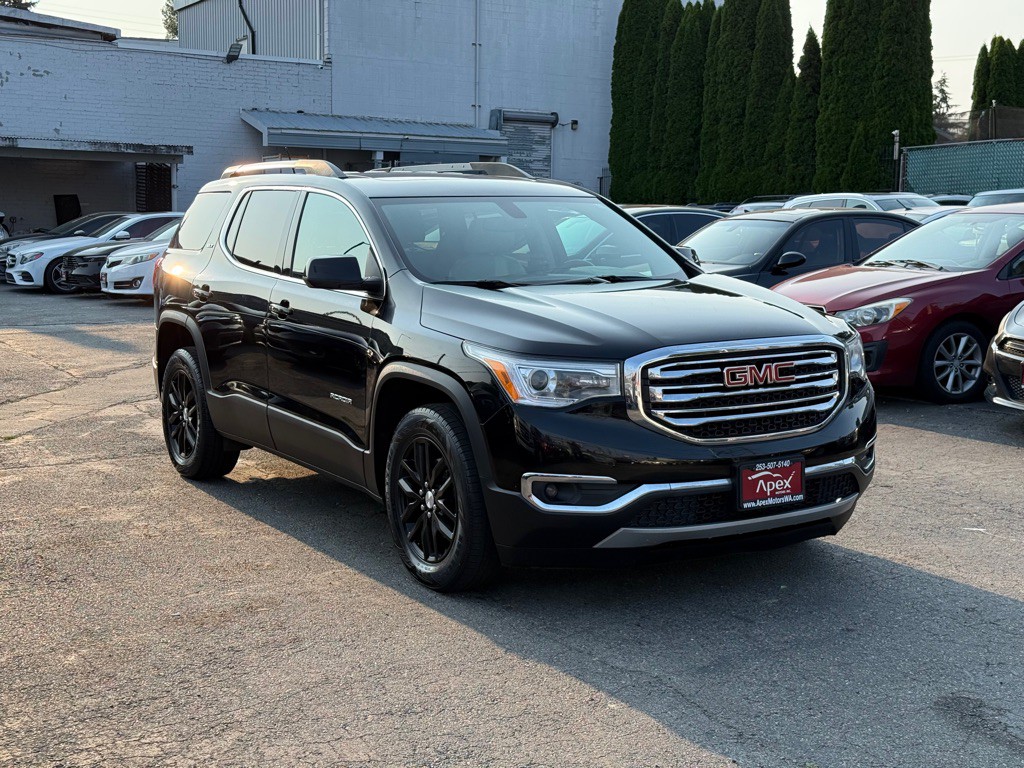 2018 GMC Acadia Image 2