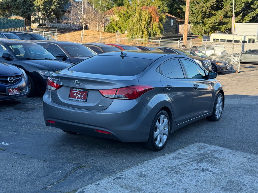 2011 Hyundai Elantra Image 4