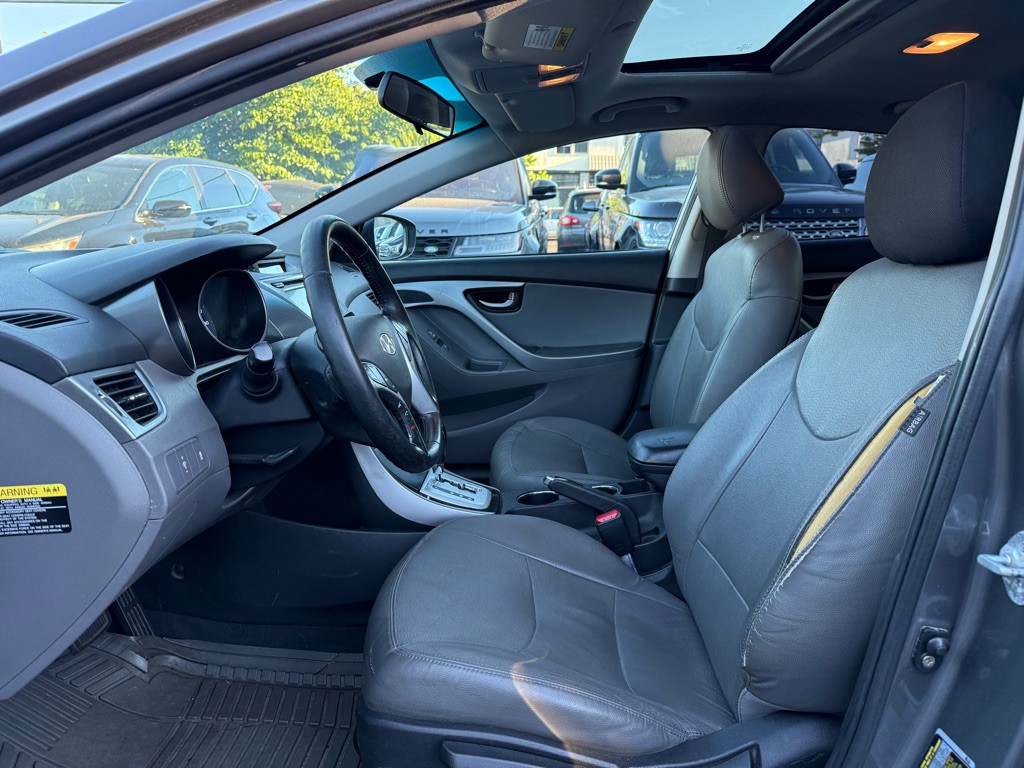 2011 Hyundai Elantra Image 9