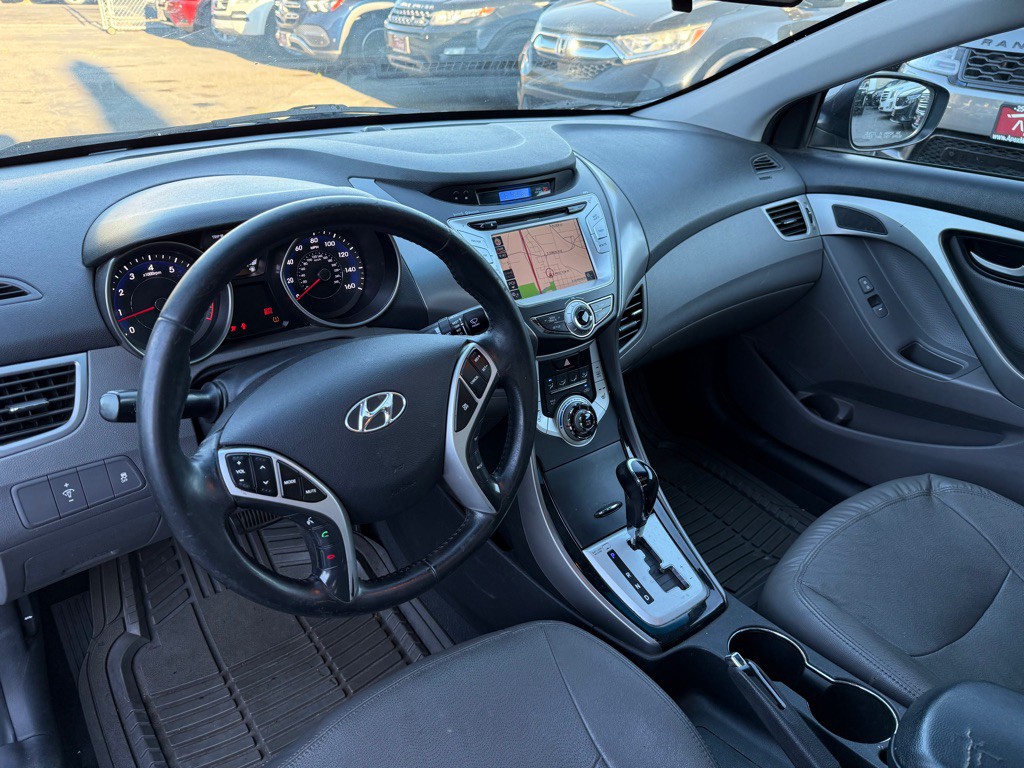 2011 Hyundai Elantra Image 10