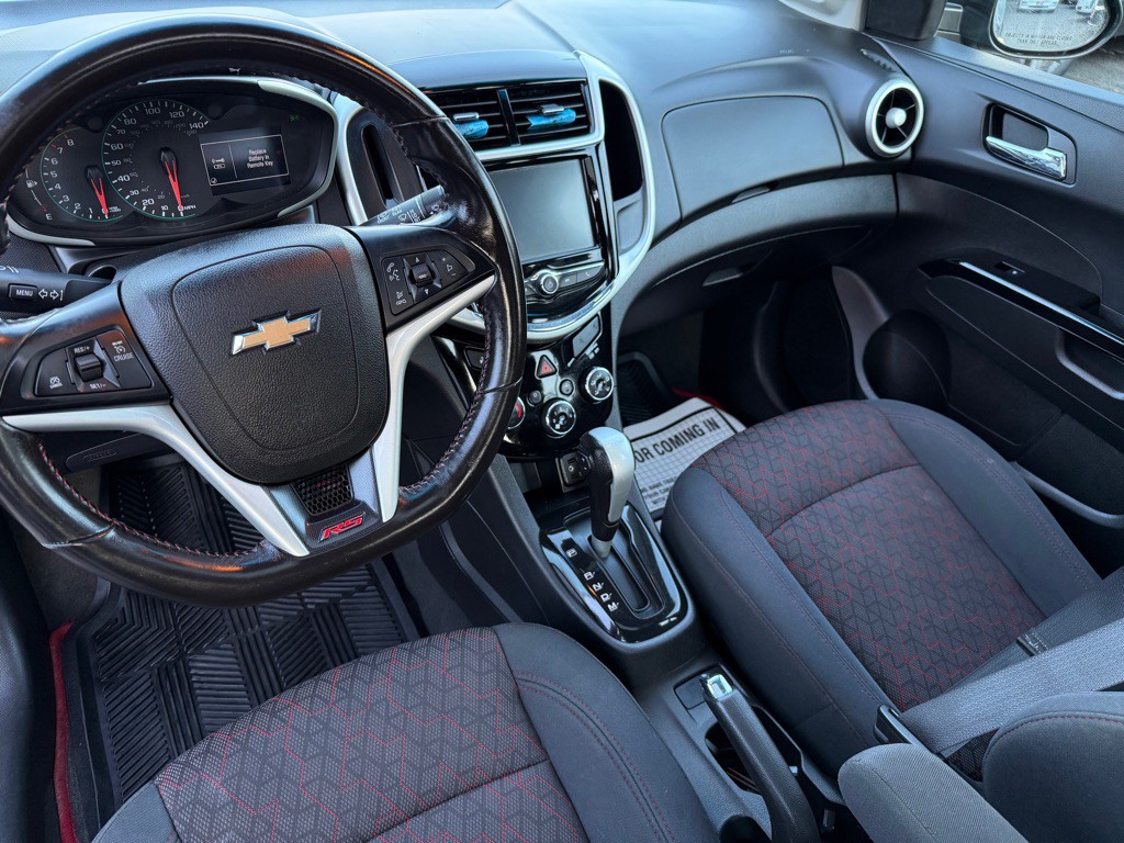 2017 Chevrolet Sonic Image 10