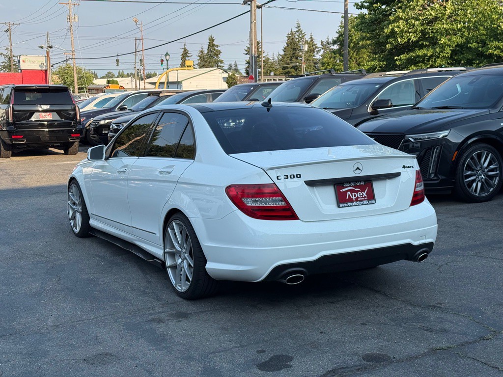 2014 Mercedes-Benz C-Class Image 5