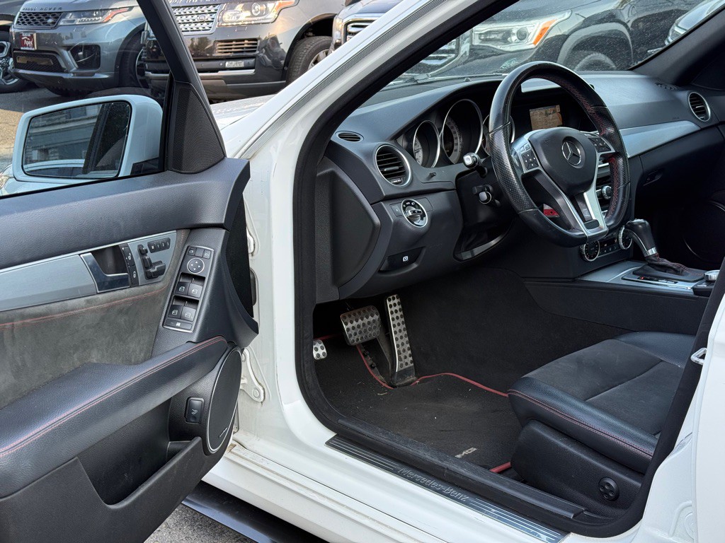 2014 Mercedes-Benz C-Class Image 8