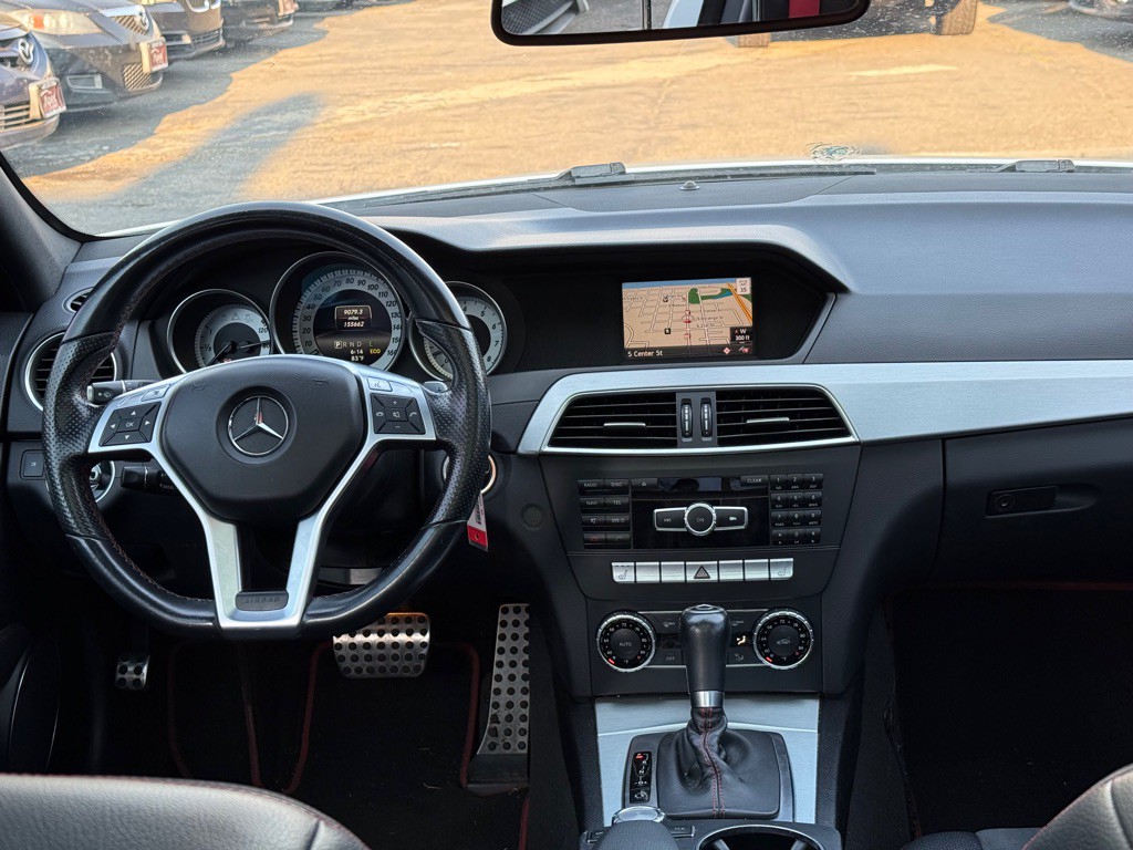 2014 Mercedes-Benz C-Class Image 15