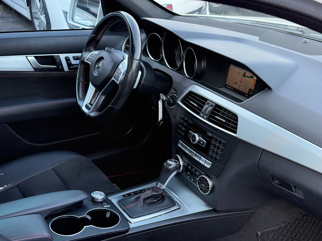 2014 Mercedes-Benz C-Class Image 18