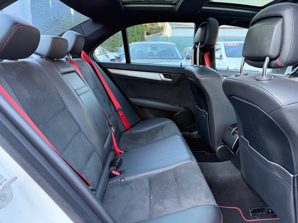 2014 Mercedes-Benz C-Class Image 20