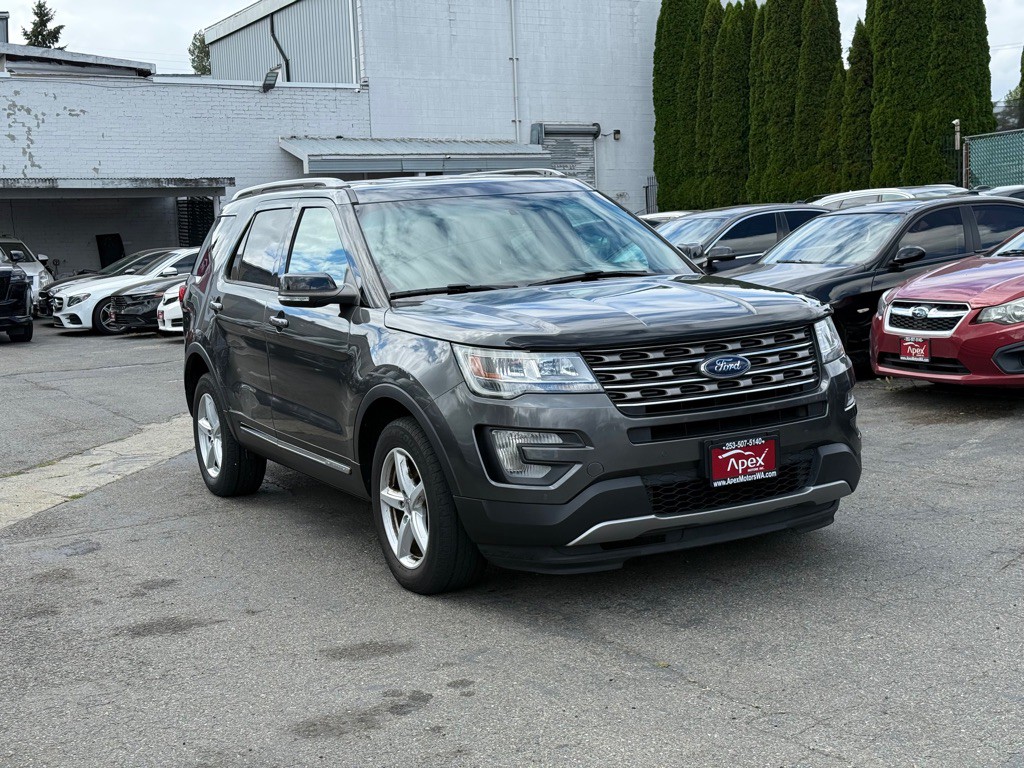 2016 Ford Explorer Image 2