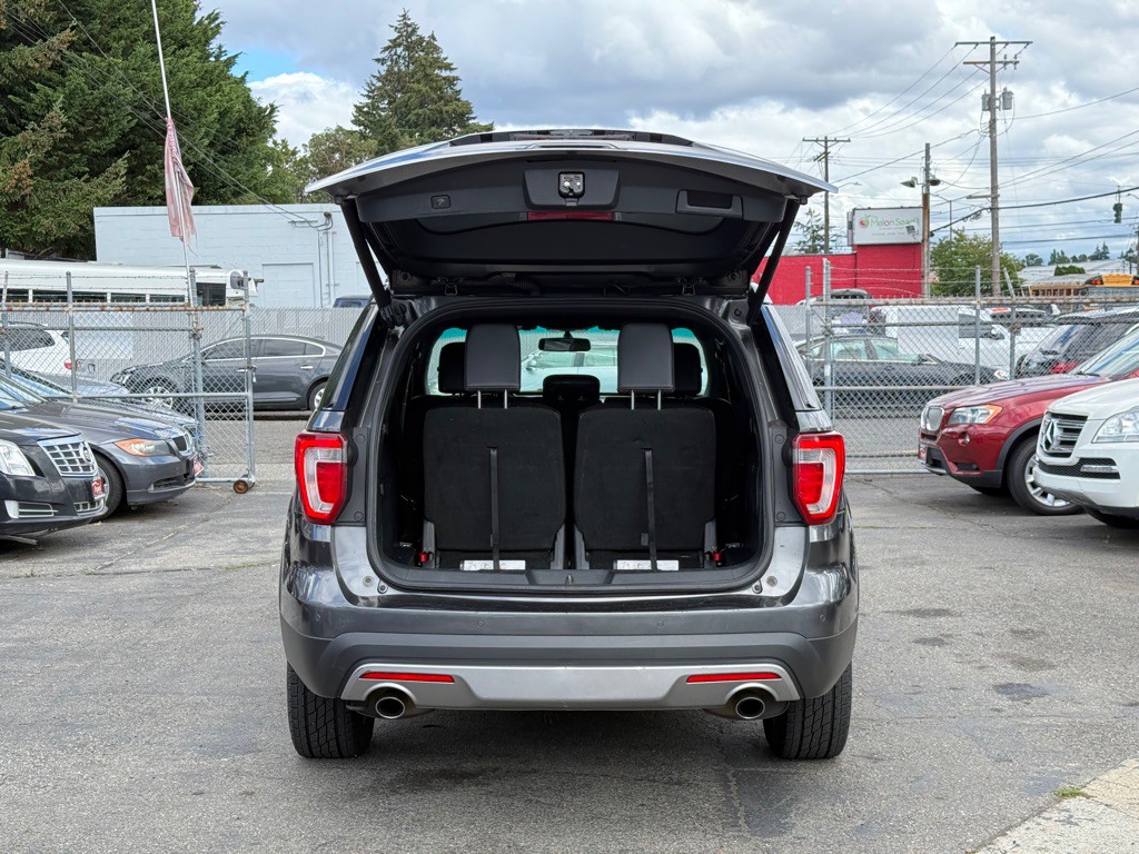 2016 Ford Explorer Image 7