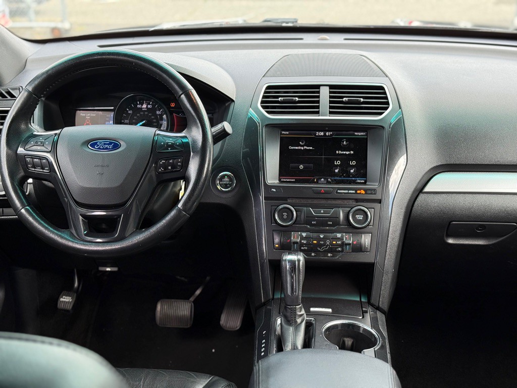 2016 Ford Explorer Image 14
